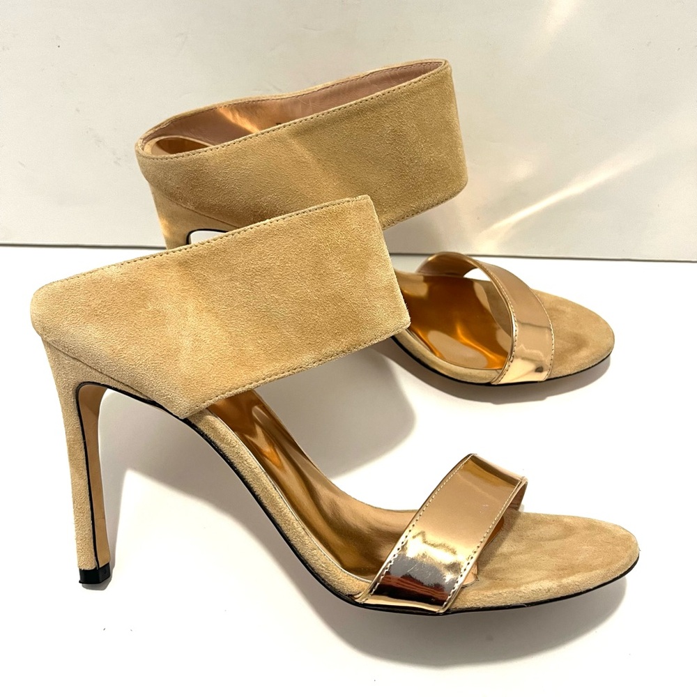 STUART WEITZMAN Suede and Patent Leather Slip On Heels Slides Sandals 8M